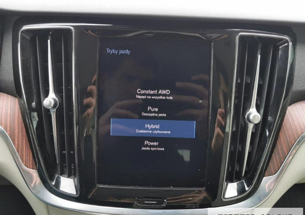 Volvo V60 cena 159900 przebieg: 67080, rok produkcji 2020 z Kościerzyna małe 529